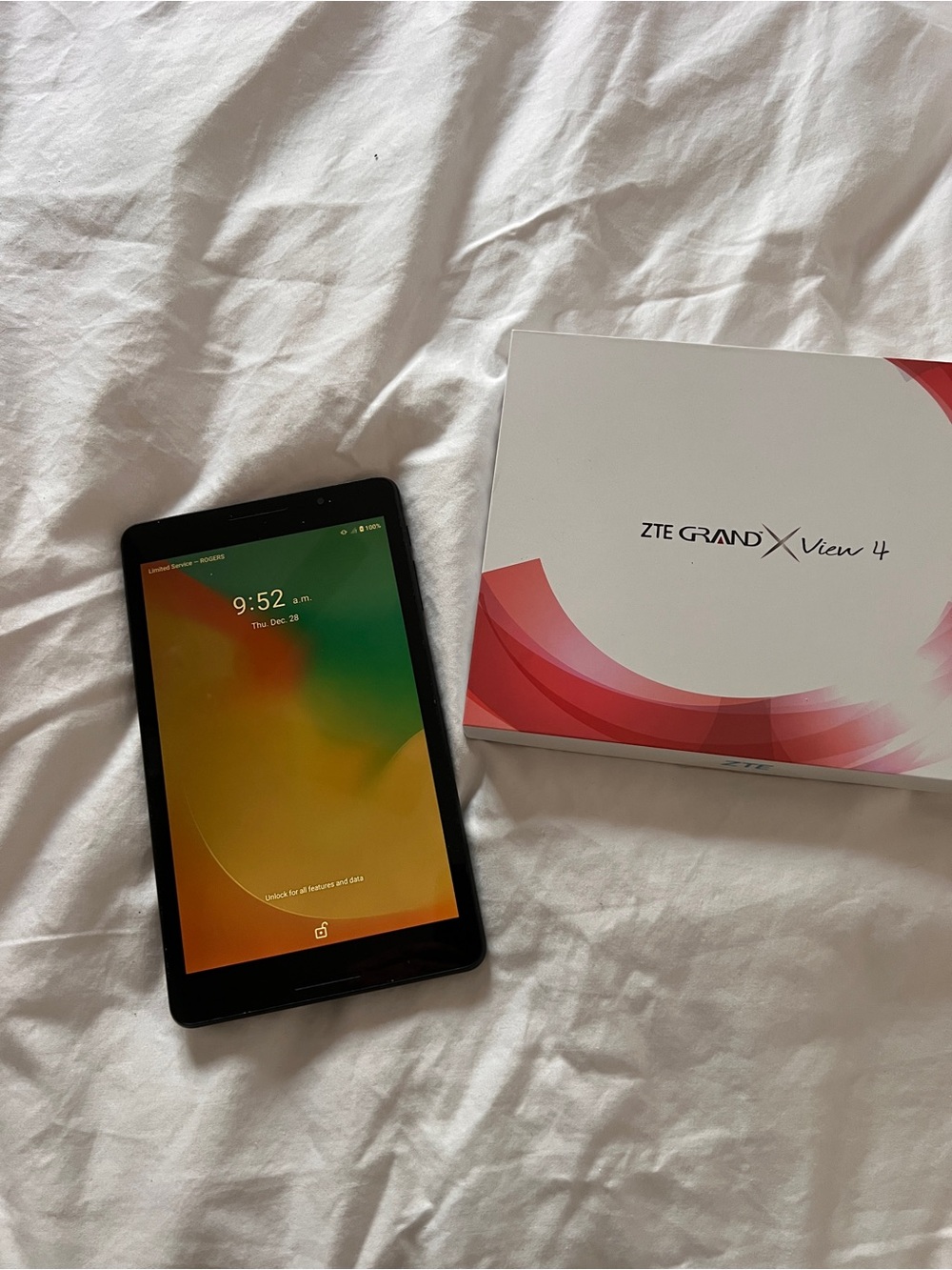 Grand X View 4 Black Tablet
